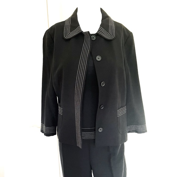 Zara black blazer jacket collared 3/4 sleeves two pockets stich accent US 10 - Picture 2 of 16